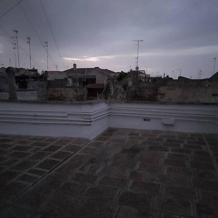 Appartamento In Pieno Centro A Lecce Extérieur photo
